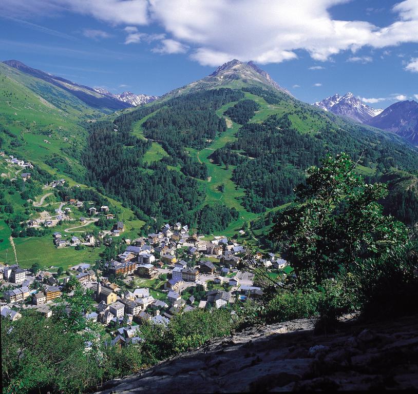 Residence Odalys Le Hameau Et Les Chalets De La Vallee D'Or Валуар Экстерьер фото