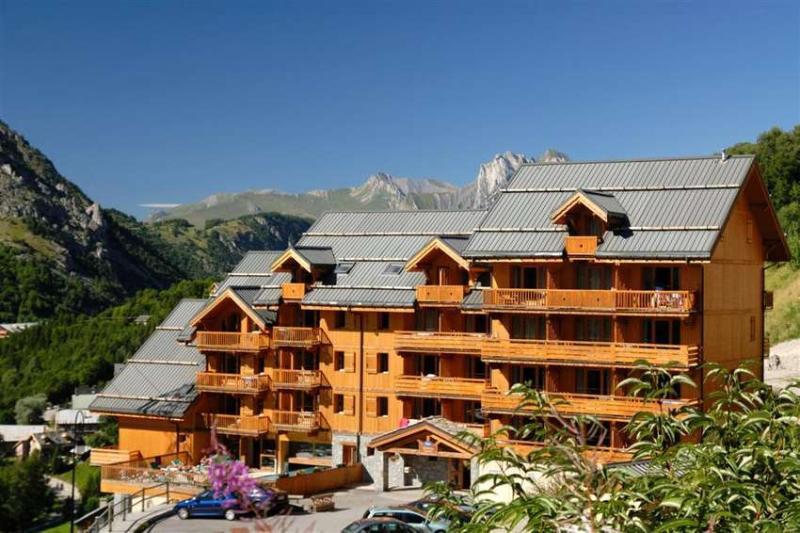 Residence Odalys Le Hameau Et Les Chalets De La Vallee D'Or Валуар Экстерьер фото