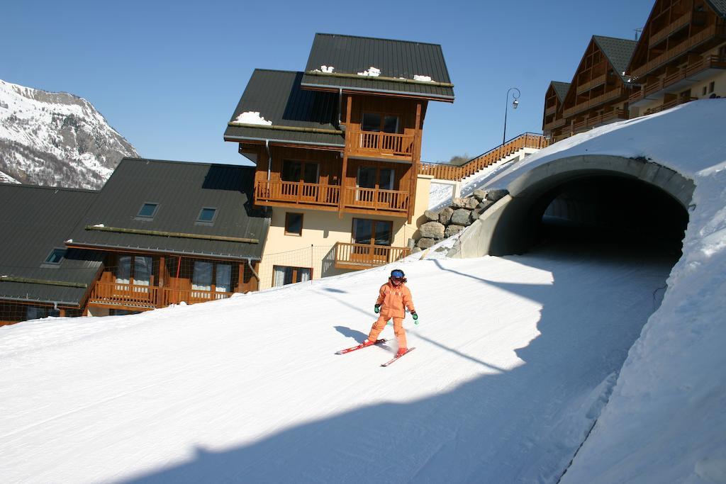 Residence Odalys Le Hameau Et Les Chalets De La Vallee D'Or Валуар Экстерьер фото